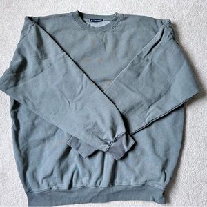 BRANDY MELVILLE OVERSIZED SWEATSHIRT